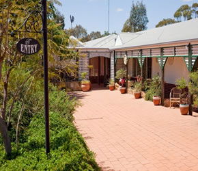 Avalon Homestead - Accommodation Noosa 0