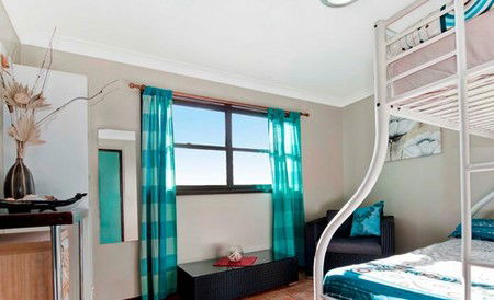 Blacksmiths Beach House - Accommodation Noosa 3