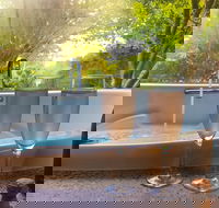 Adelaide Hills Retreats - The Nest - Accommodation Noosa