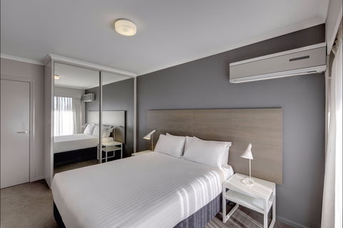 Adina Apartment Hotel Sydney Surry Hills - Accommodation Noosa 2