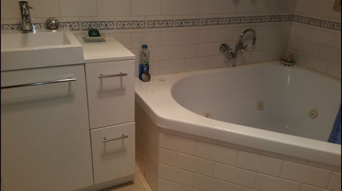 Alpine Country Cottages: Studio 3 - Accommodation Noosa 1