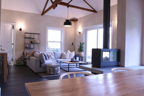 Belle's Cottage - Accommodation Noosa 0