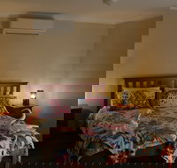 CozyStay at Kearsley - Accommodation Noosa