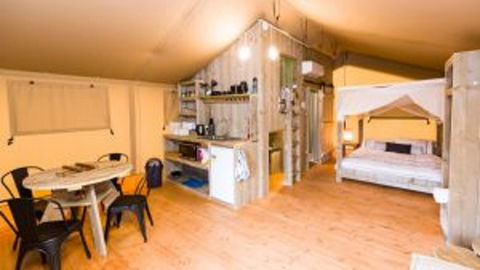 Hillview Farmstay - Accommodation Noosa 2
