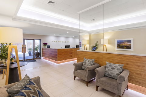 Macleay Hotel - Accommodation Noosa 1