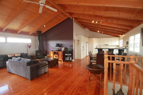 Pelican Sands Bed & Breakfast - Accommodation Noosa 1