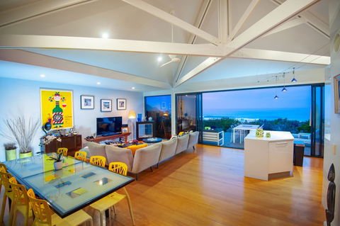 Tambac On Boomerang Beach - Accommodation Noosa 0