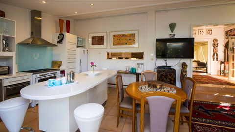 Vatu Sanctuary - Accommodation Noosa 2