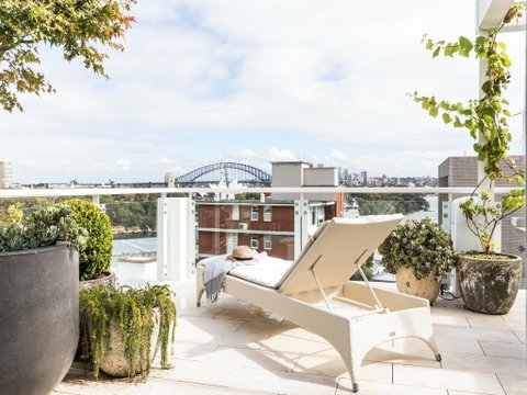 Wylde St Penthouse - Accommodation Noosa 2