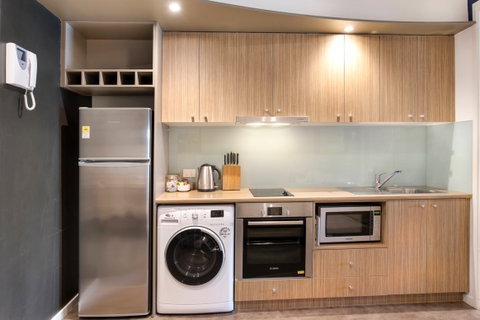350 Sur La Plage At The Waves - Accommodation Noosa 2