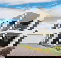 Bayside Beauty - Accommodation Noosa