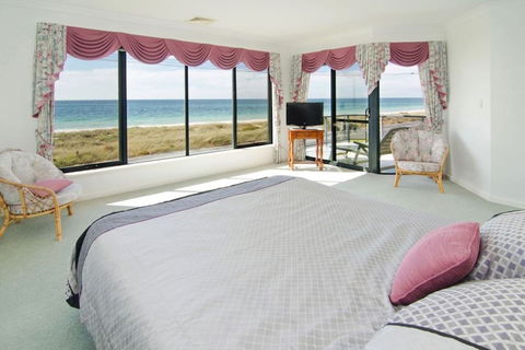Bayside Beauty - Accommodation Noosa 1