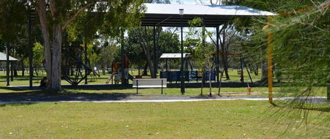 EconoLodge Beachside Motel - Accommodation Noosa 2