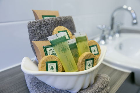 Gosford Palms Motor Inn - Accommodation Noosa 1