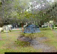 Kylies Hut walk-in campground - Accommodation Noosa