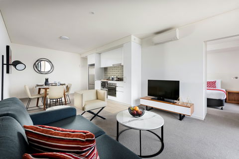 Ramada By Wyndham Vetroblu Scarborough Beach - Accommodation Noosa 1