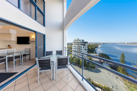 Ramada Resort By Wyndham Golden Beach - Accommodation Noosa 2