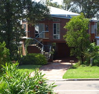 Surf House Narrawallee - Accommodation Noosa