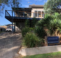 The Boathouse Narrawallee - Accommodation Noosa