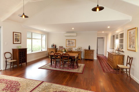 Great Southern Outback Tours & Accommodation - Accommodation Noosa 3