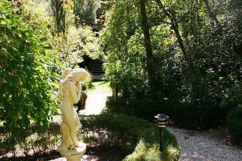 Aldgate Lodge Bed & Breakfast - Accommodation Noosa 0