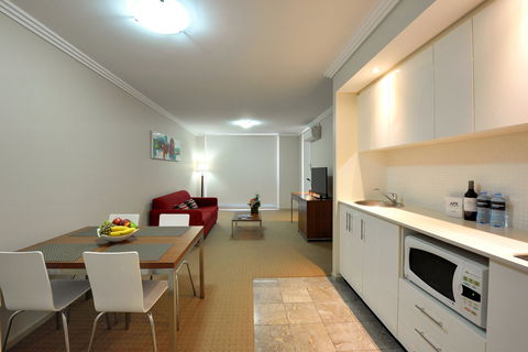 APX Darling Harbour - Accommodation Noosa 2