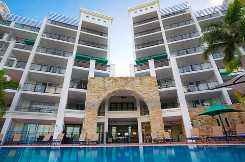 At Blue Horizon Resort - Accommodation Noosa 1