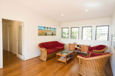Just Sit: Moruya Heads - Accommodation Noosa 2