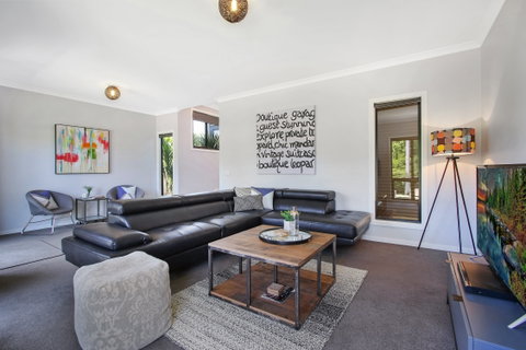 Luminosa - Accommodation Noosa 0
