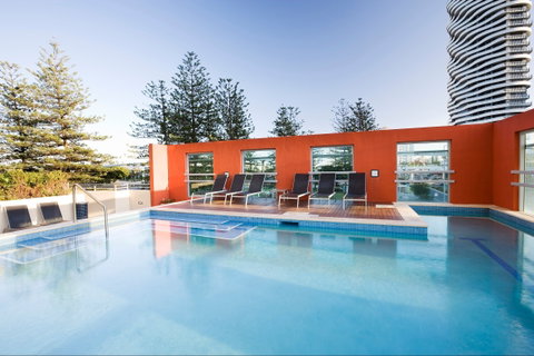 Mantra Broadbeach On The Park - Accommodation Noosa 1