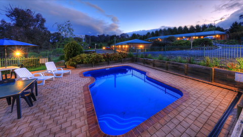 Motel Views Yackandandah - Accommodation Noosa 2