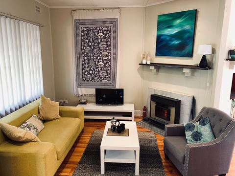 Outback Shack - Accommodation Noosa 0