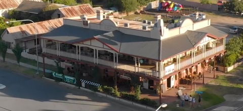 Royal Hotel Adelong - Accommodation Noosa 0