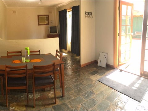 Stopover On Ocean Avenue - Accommodation Noosa 0