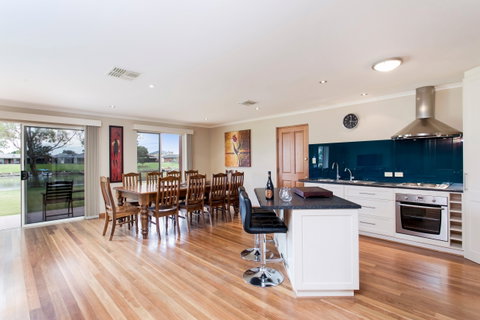 Windy's At Wellington - Accommodation Noosa 2