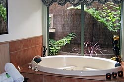 Eagle Hammer Cottages - Accommodation Noosa 4