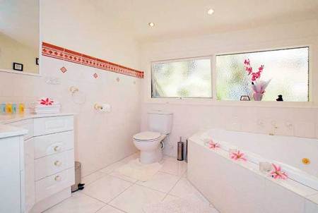 Annie Roe's Luxury Bed And Breakfast - Accommodation Noosa 4