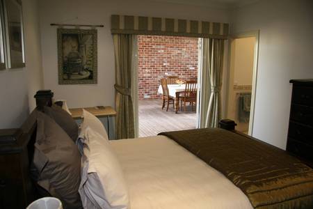 Cabarita Lodge - Accommodation Noosa 0