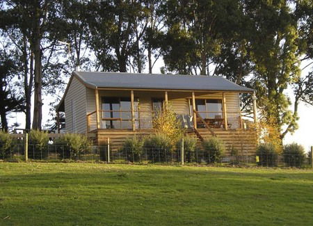 Birchwood Retreat Country Cottages - Accommodation Noosa 1