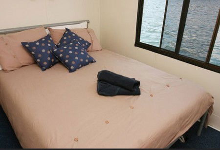 Boyds Bay Houseboat Holidays - Accommodation Noosa 4