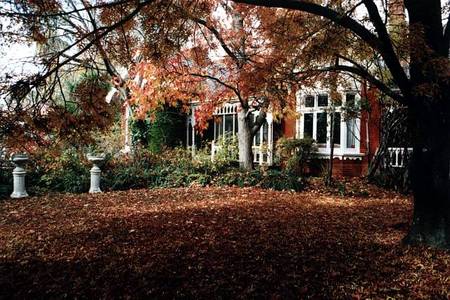 Clevedon Manor - Accommodation Noosa 0
