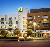 Quest Docklands - Accommodation Noosa