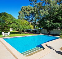 Wattle Motel - Accommodation Noosa