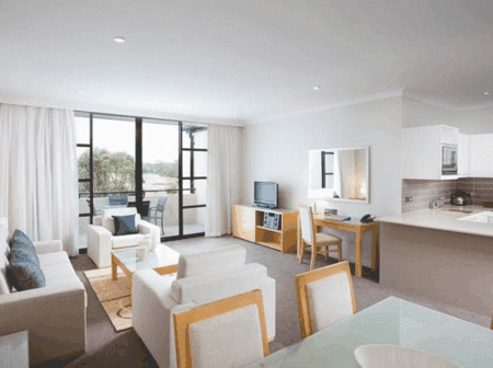 Mantra Kooindah Waters Golf And Spa Resort - Accommodation Noosa 3