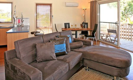 Anglesea Overboard Seaside Cottage - Accommodation Noosa 5