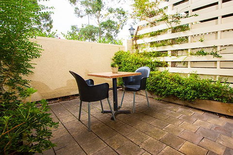 Canberra Short Term & Holiday Accommodation - Accommodation Noosa 1