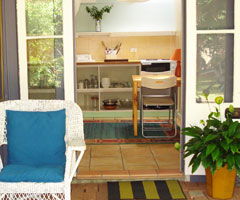 Artist Studio Cottage - Accommodation Noosa 0