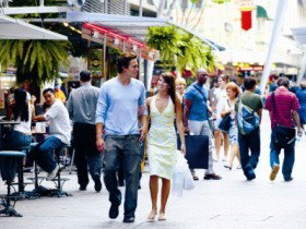 Queen Street Mall - Accommodation Noosa 1