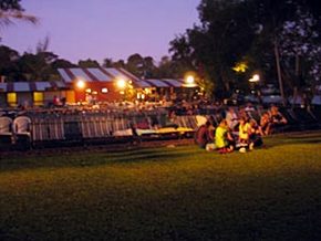 Deckchair Cinema - Accommodation Noosa 3