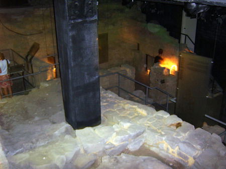 The Rocks Ghost Tours - Accommodation Noosa 2